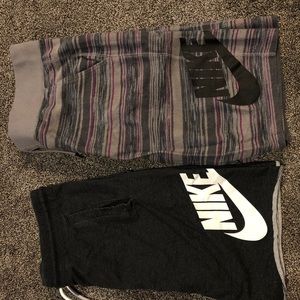 2 pairs of Nike shorts size Xl Men